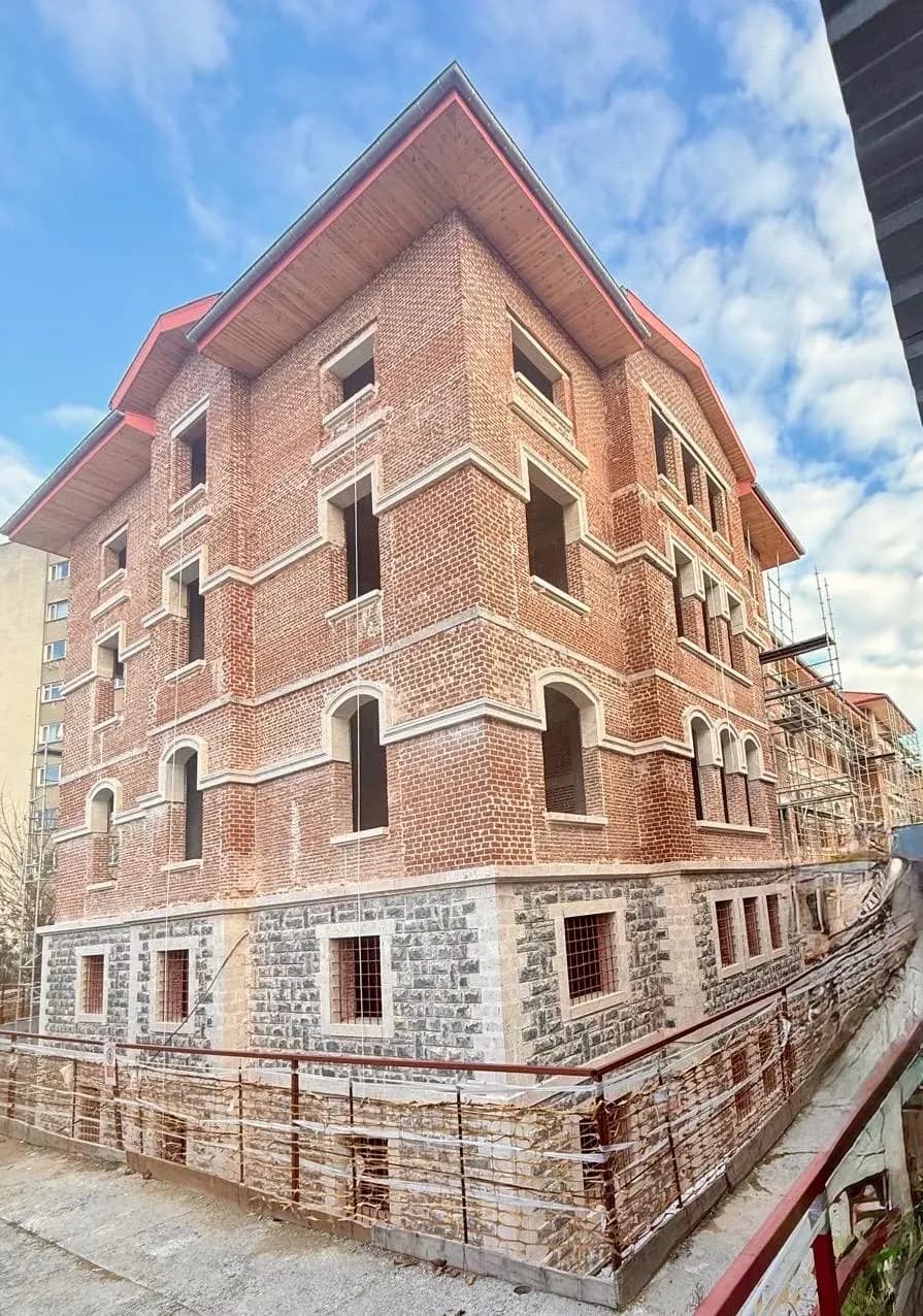 Oğuzhan Özer kapak görseli